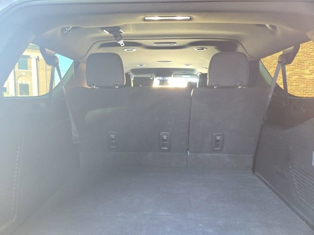 Certified 2023 Chevrolet Suburban Premier image 17