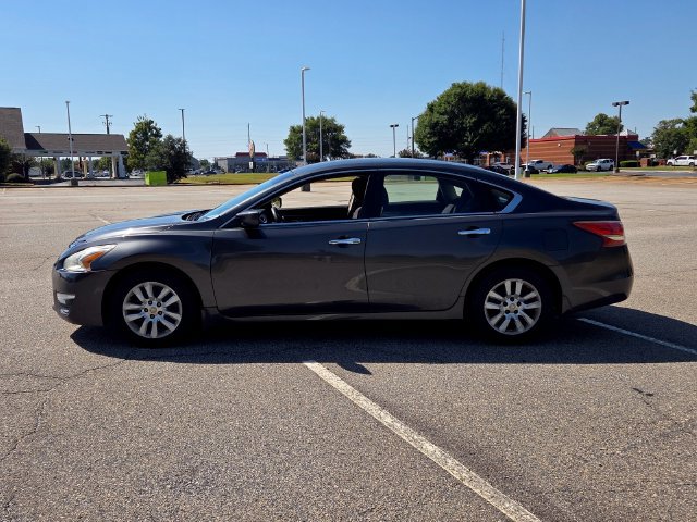 Used 2013 Nissan Altima 2.5 S FWD image 4