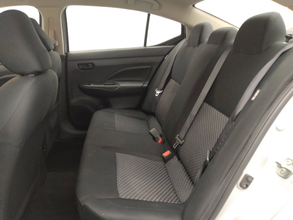 Used 2020 Nissan Versa S FWD image 18
