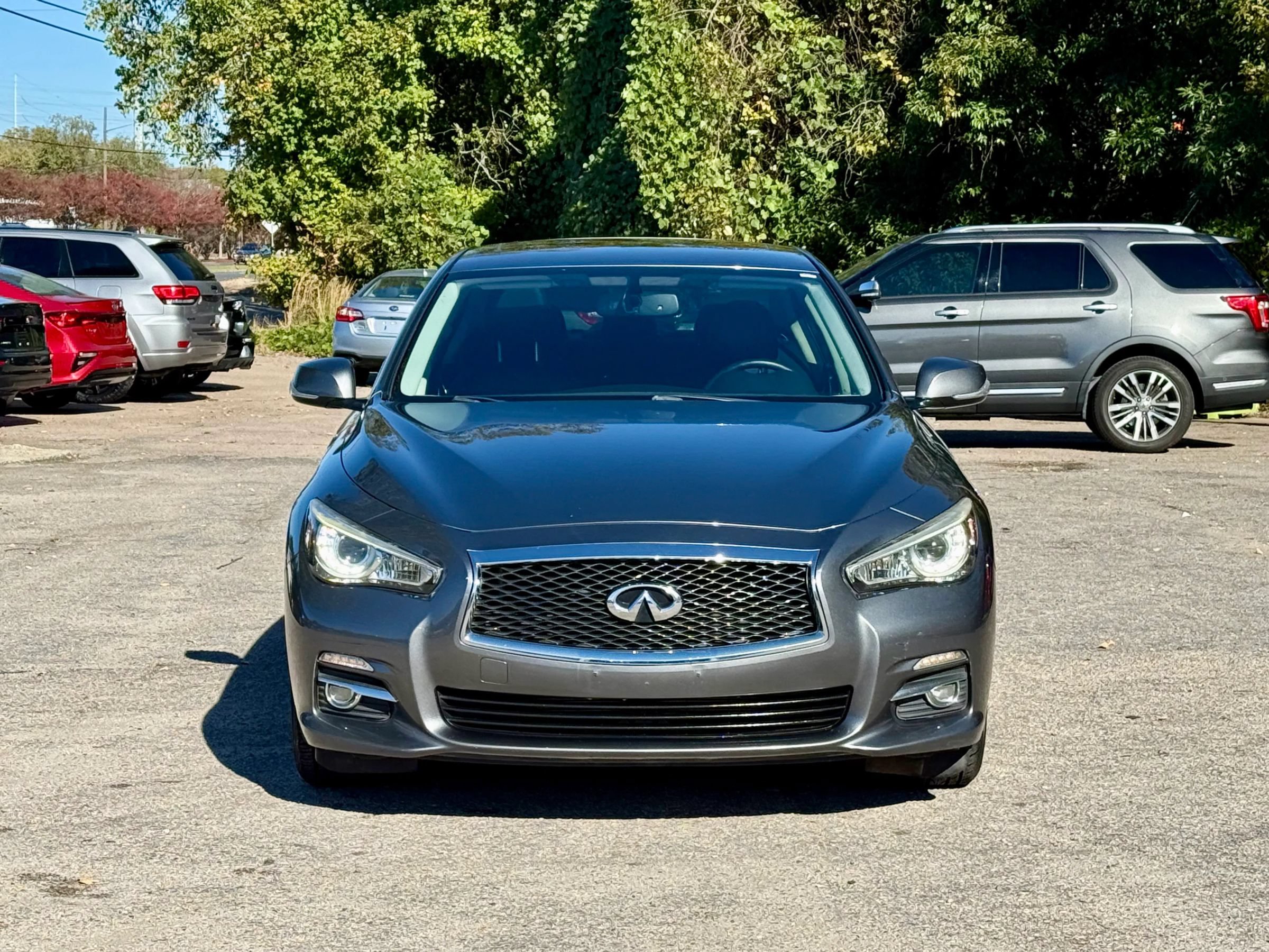 Used 2016 INFINITI Q50 3.0t Premium w/ 3.0T Premium Plus Package AWD/4WD image 3