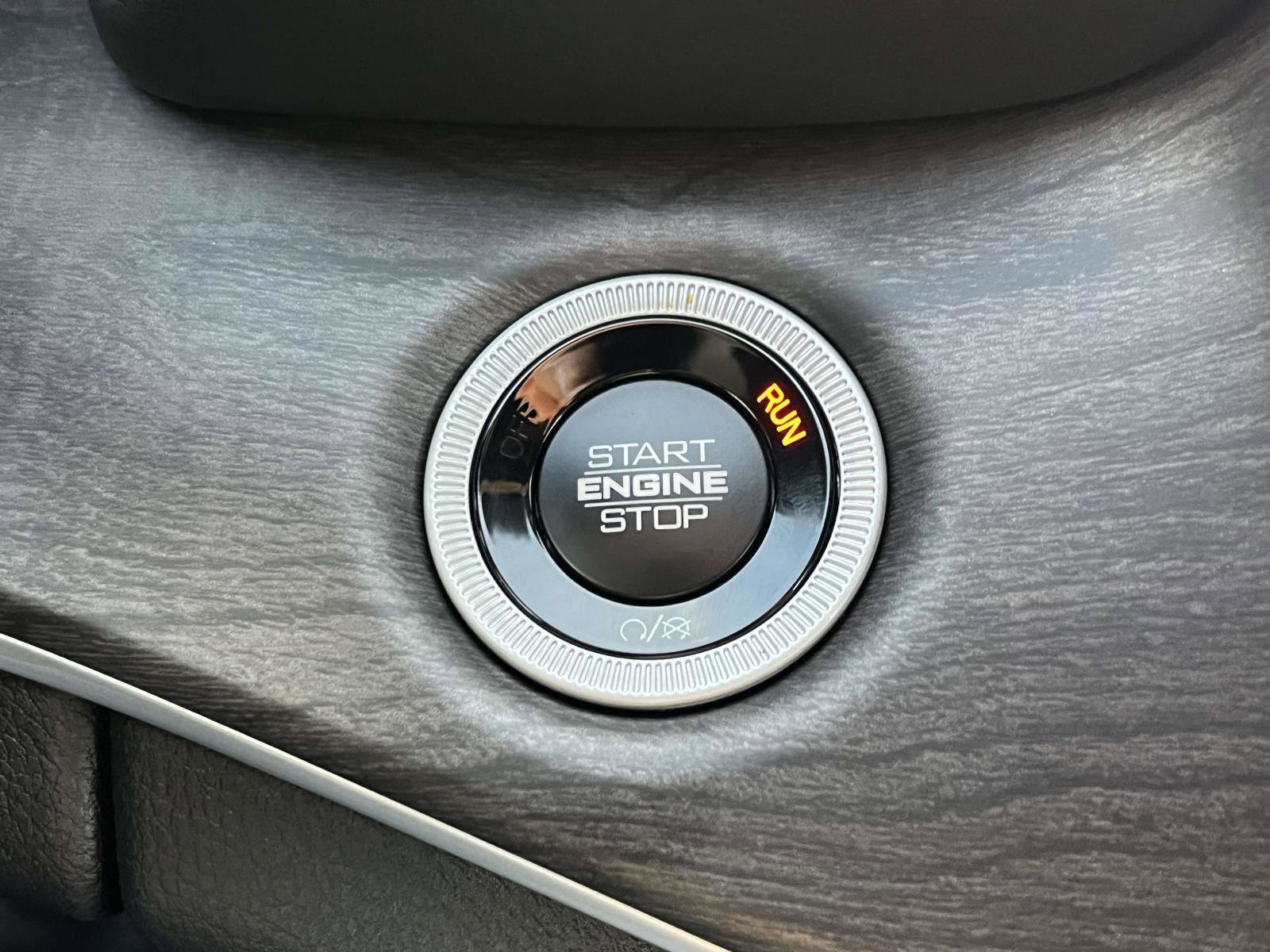 New 2025 Jeep Grand Cherokee Limited AWD/4WD image 15