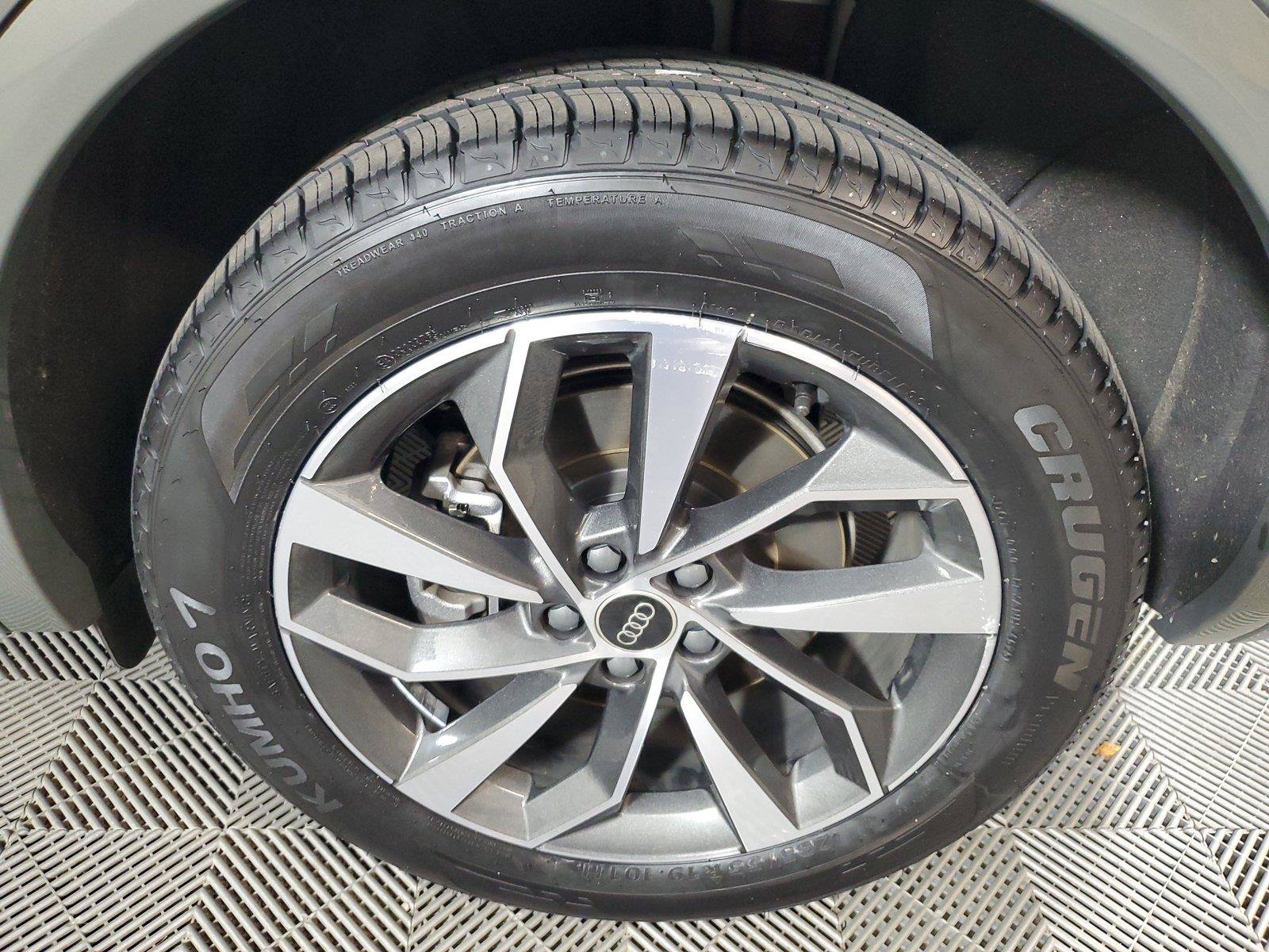 Used 2024 Audi Q5 2.0T Premium Plus AWD/4WD image 12