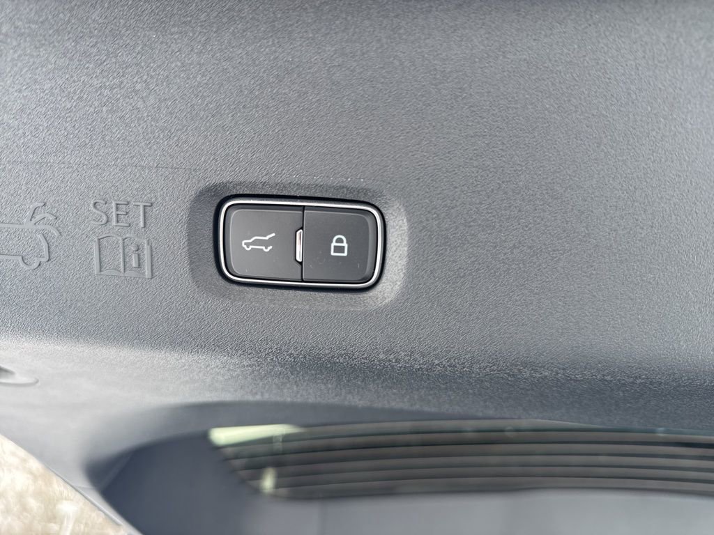 New 2026 Ford Expedition Platinum w/ Stealth Appearance Package image 9