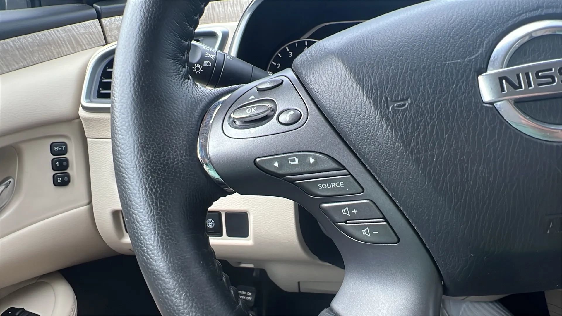 Used 2022 Nissan Murano SL w/ Cargo Package image 15