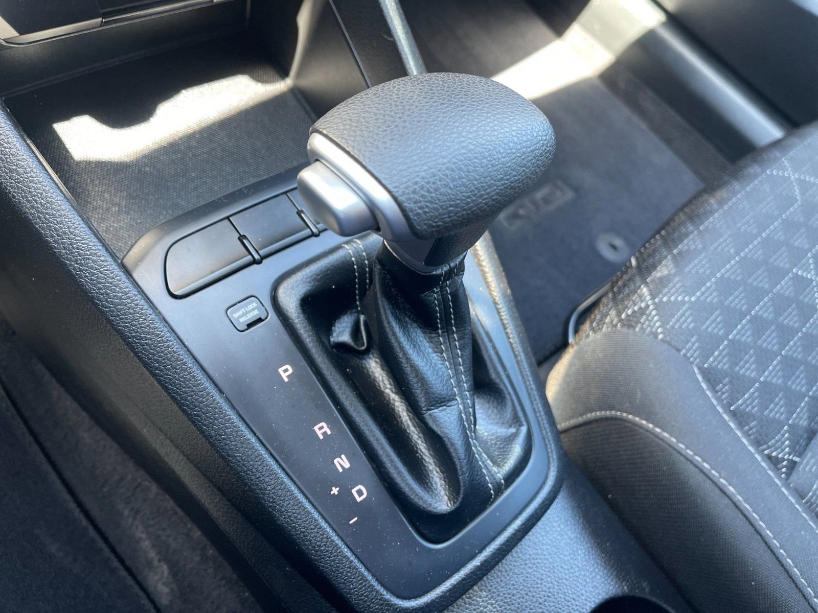 Used 2023 Kia Rio S FWD image 22
