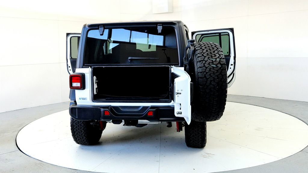 Used 2024 Jeep Wrangler Unlimited Sport AWD/4WD image 11