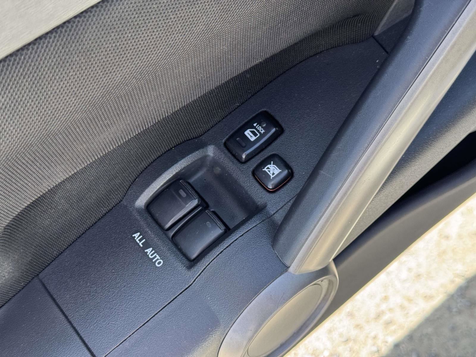 Used 2010 Scion tC FWD image 14