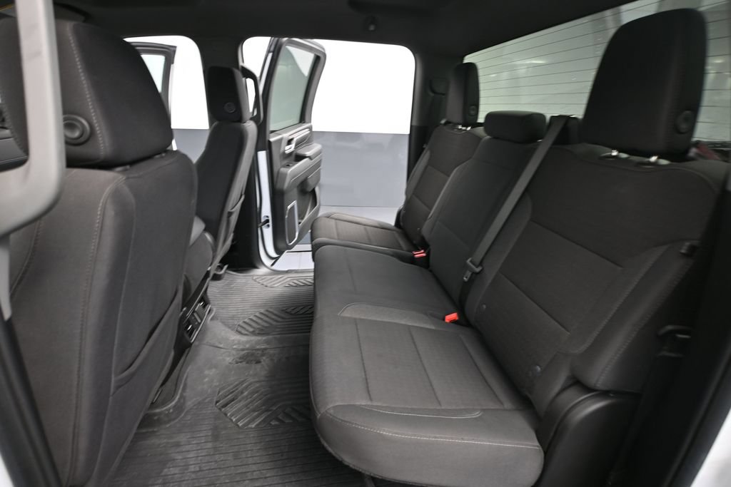 Used 2025 Chevrolet Silverado 2500 LT AWD/4WD image 28