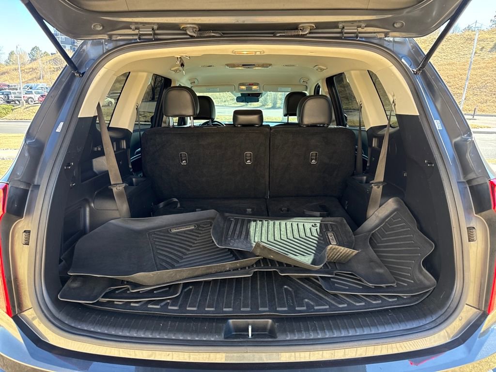 Used 2024 Kia Telluride LX image 7