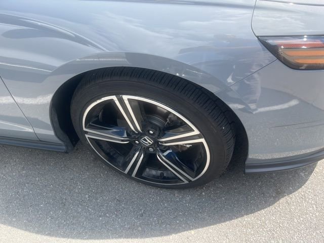 Used 2024 Honda Accord Sport image 13