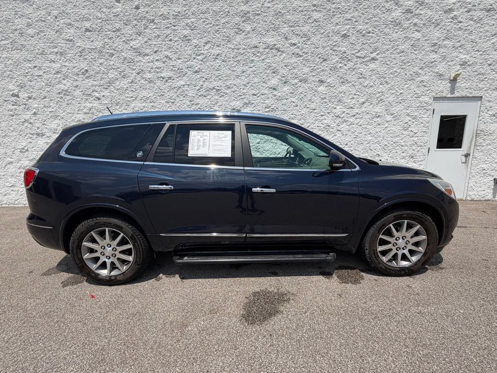 Used 2017 Buick Enclave Leather FWD image 6