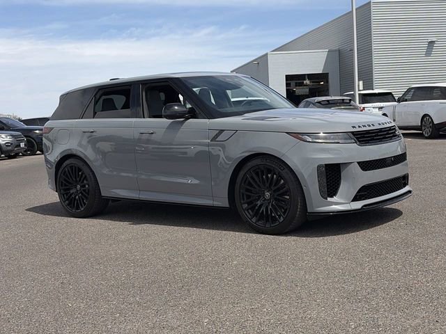 Used 2025 Land Rover Range Rover Sport SV Edition Two image 4