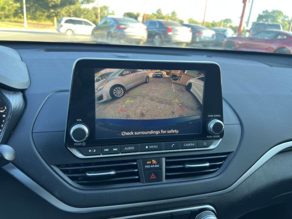 Used 2019 Nissan Altima 2.5 S image 14