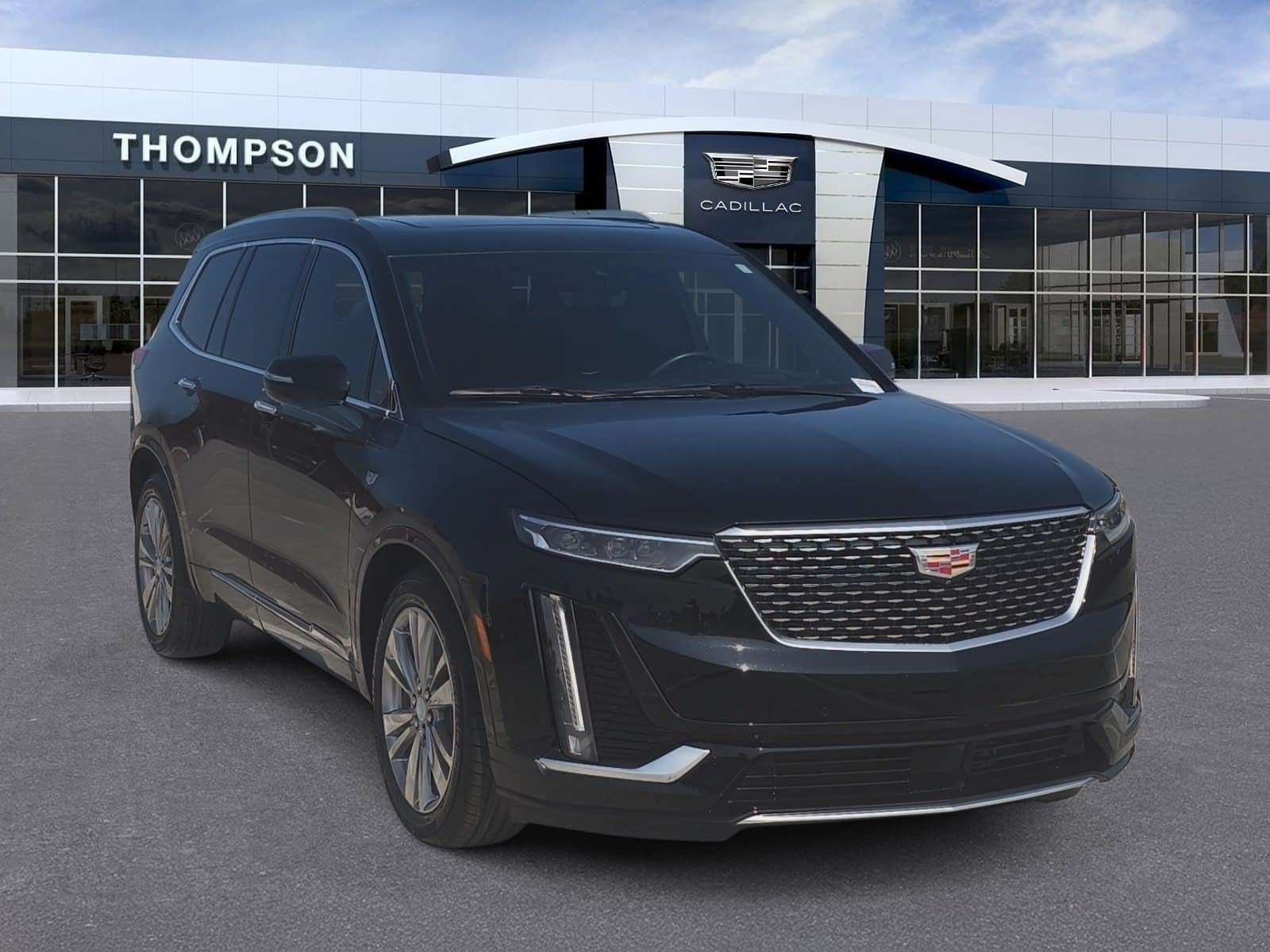 Used 2024 Cadillac XT6 Premium Luxury w/ Platinum Package FWD image 1