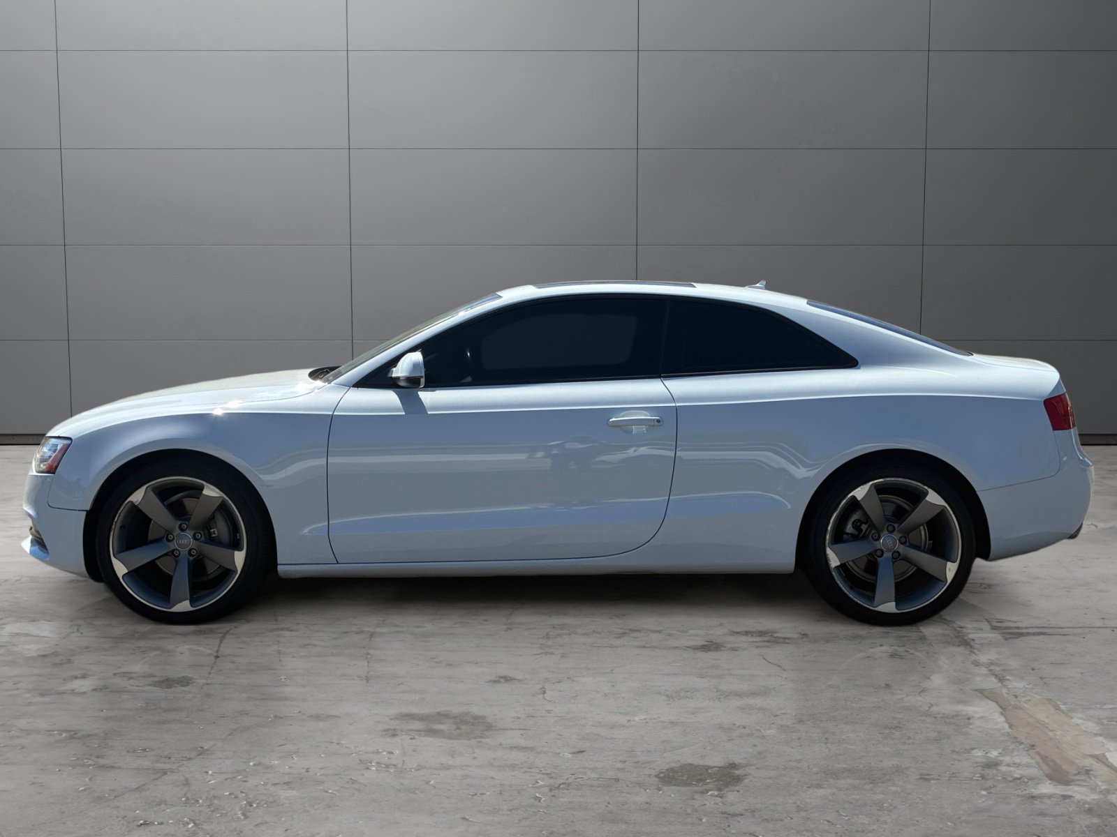 Used 2014 Audi A5 2.0T Premium Plus w/ Premium Plus Package AWD/4WD image 2