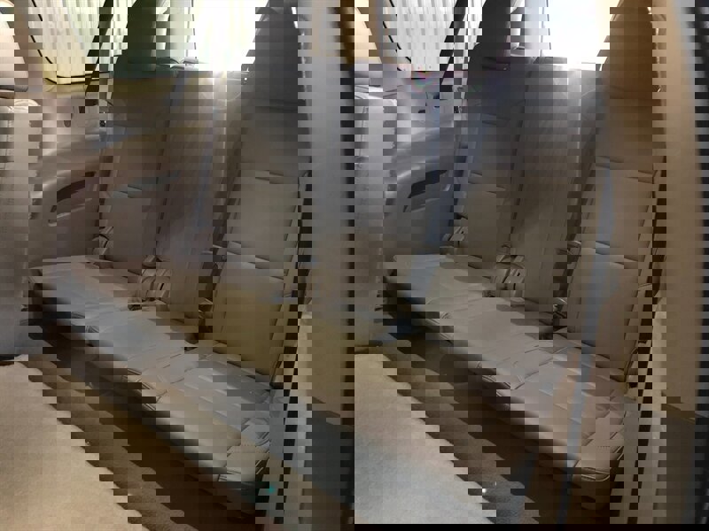 Used 2019 Chevrolet Suburban LT w/ LT Signature Package image 19