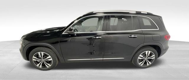 Used 2025 Mercedes-Benz GLB 250 4MATIC image 6