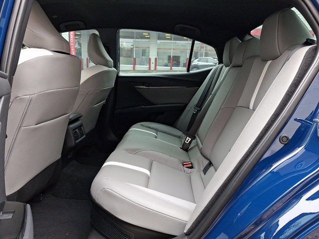 Used 2026 Toyota Camry SE w/ Multimedia Upgrade Package FWD image 10