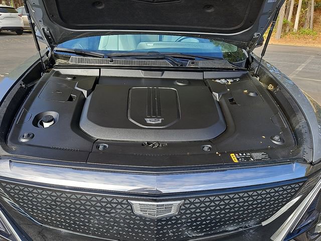 Used 2024 Cadillac Lyriq Sport AWD/4WD image 30