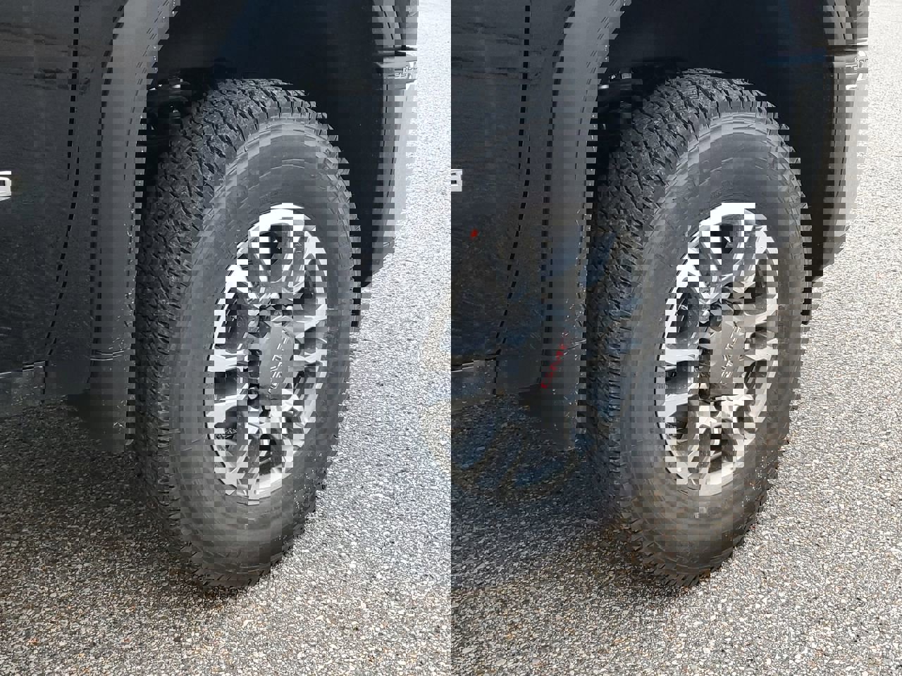 New 2025 GMC Sierra 2500 SLE w/ SLE Convenience Package image 60