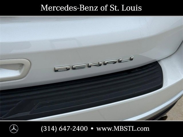 Used 2021 GMC Yukon Denali w/ Denali Premium Package image 10