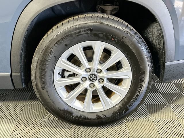 Certified 2025 Toyota Grand Highlander XLE image 31