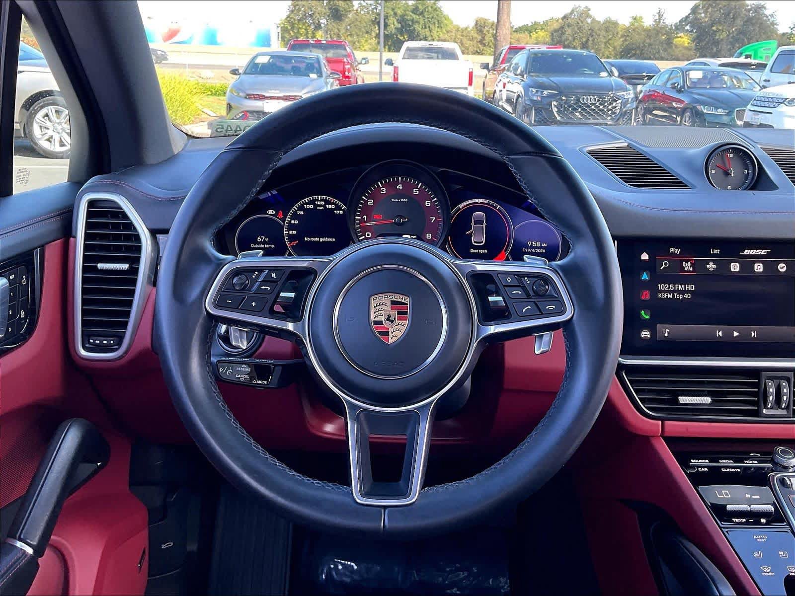 Used 2023 Porsche Cayenne Platinum Edition AWD/4WD image 7