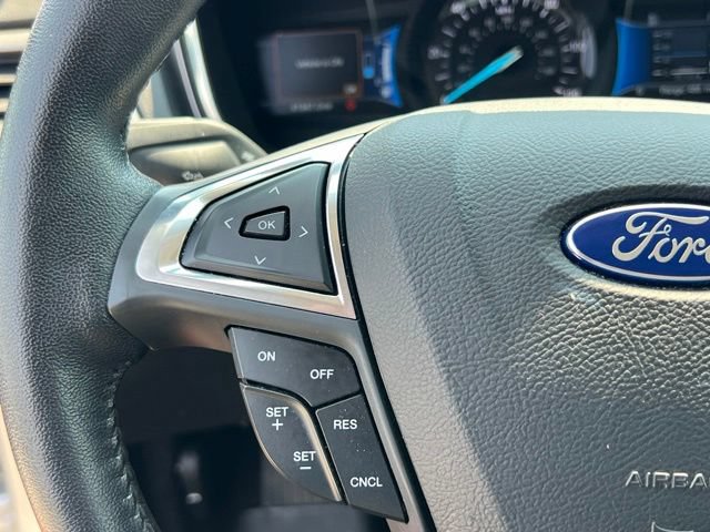 Used 2017 Ford Fusion Energi SE FWD image 19