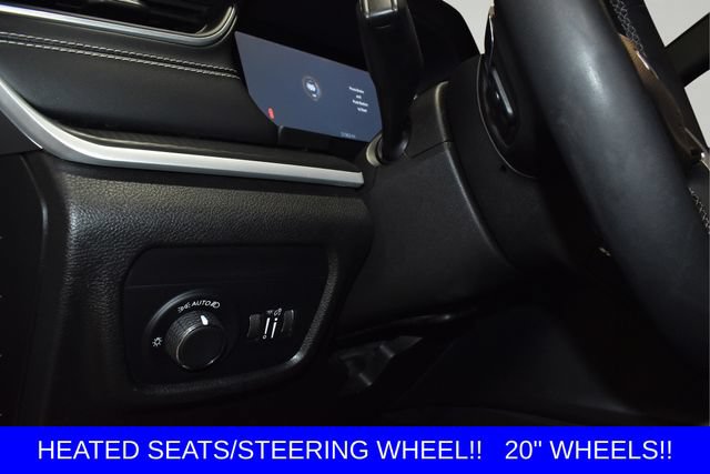 Used 2023 Jeep Grand Cherokee Altitude AWD/4WD image 24