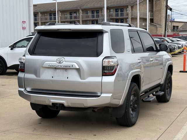 Used 2022 Toyota 4Runner SR5 RWD image 4