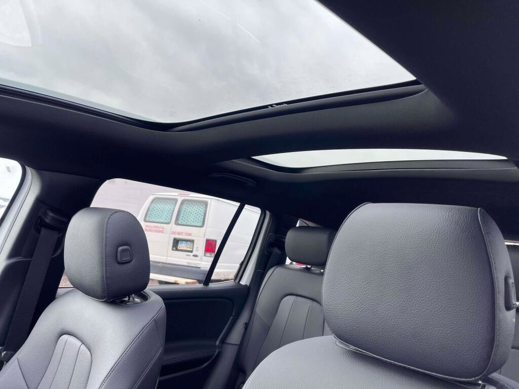 New 2026 Mercedes-Benz GLB 250 4MATIC image 5