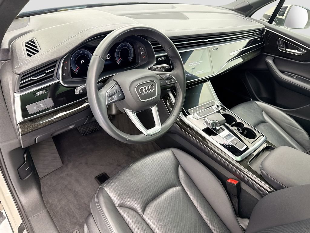 Used 2023 Audi Q7 2.0T Premium Plus w/ Premium Plus Package image 9
