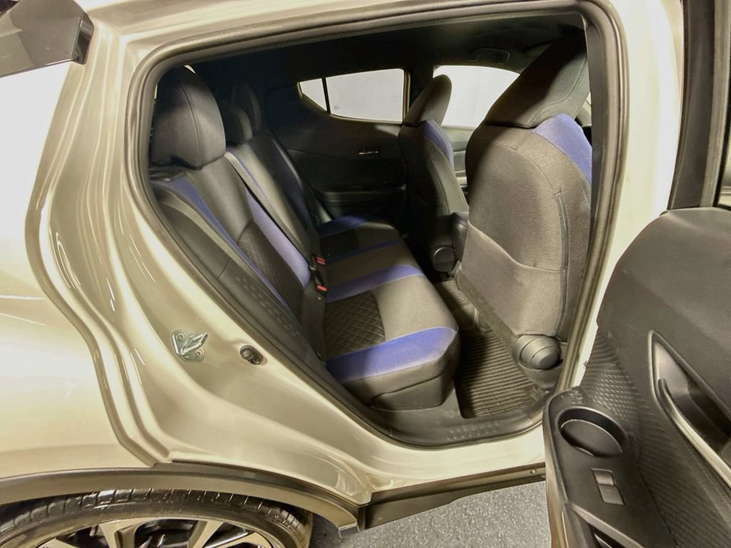 Certified 2022 Toyota C-HR XLE FWD image 23