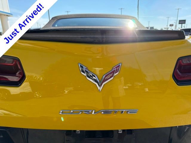 Used 2015 Chevrolet Corvette Stingray Convertible w/ 3LT Preferred Equipment Group RWD image 19