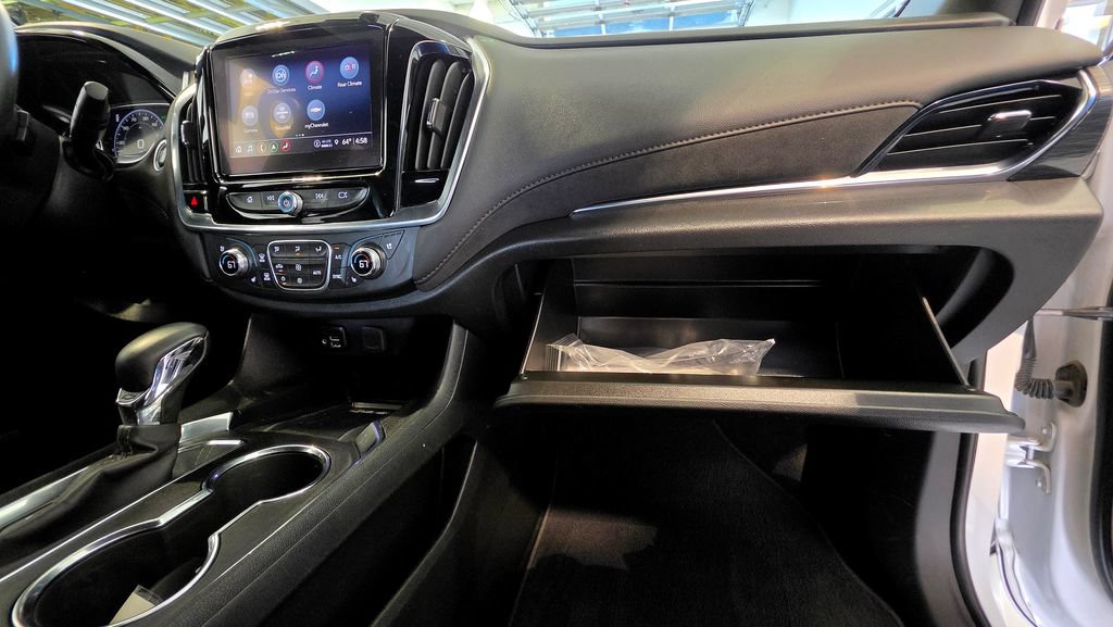 Used 2023 Chevrolet Traverse High Country AWD/4WD image 66