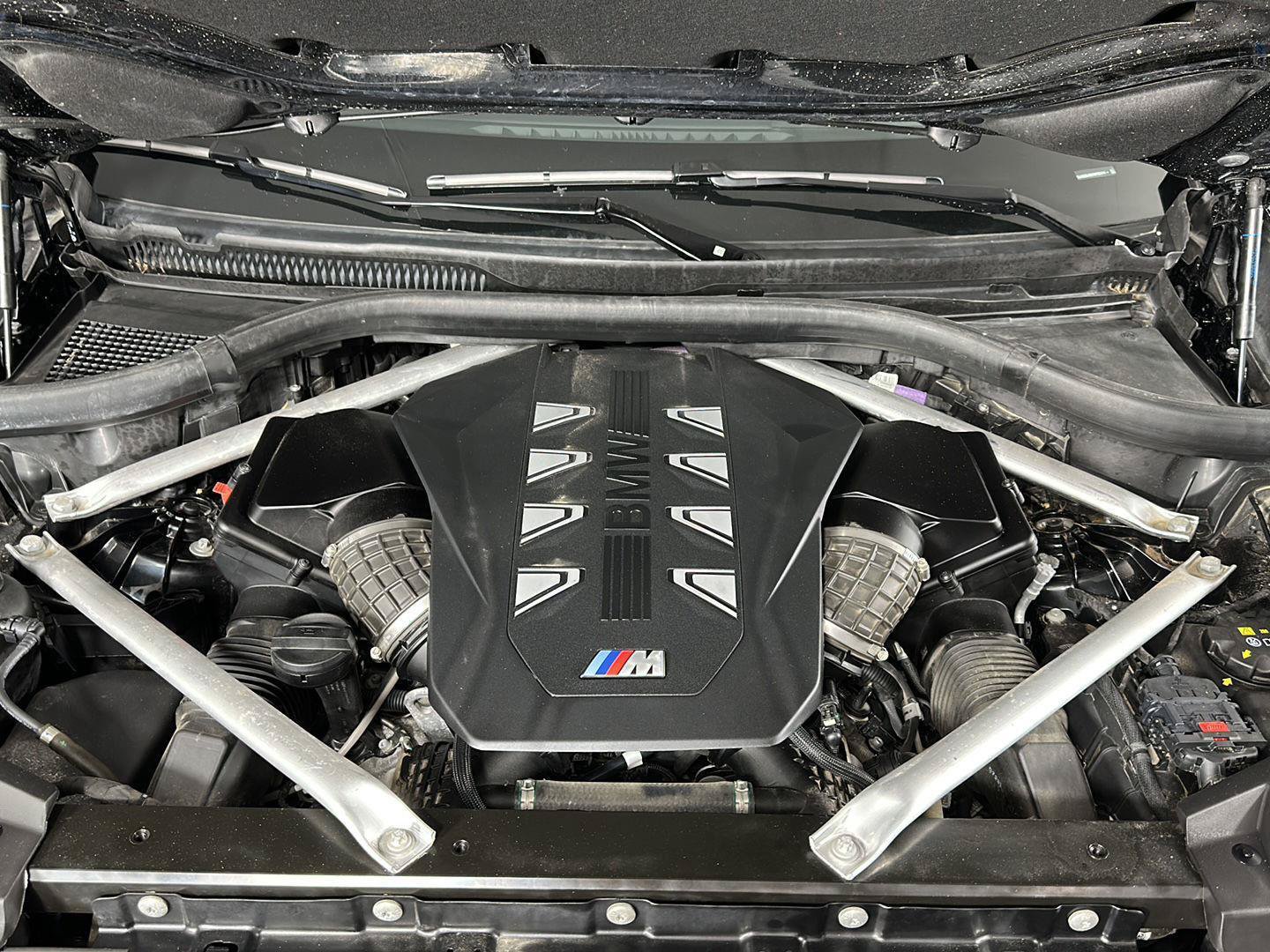 Used 2024 BMW X5 M60i w/ Climate Comfort Package AWD/4WD image 9