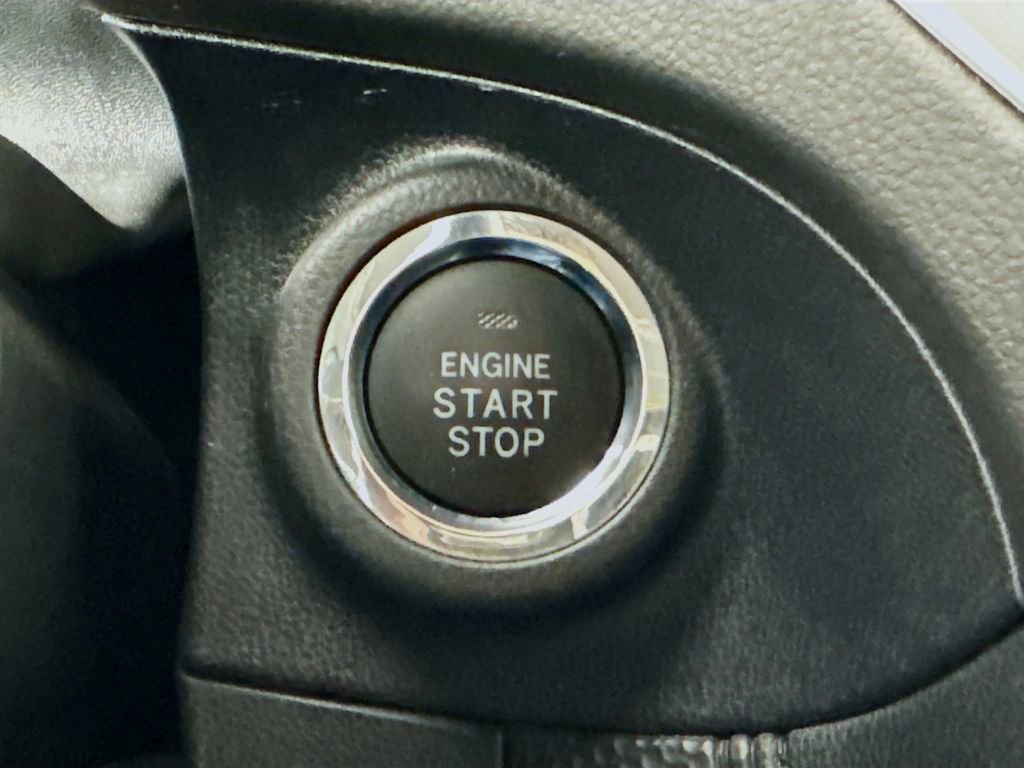 Used 2022 Subaru Forester Premium AWD/4WD image 27