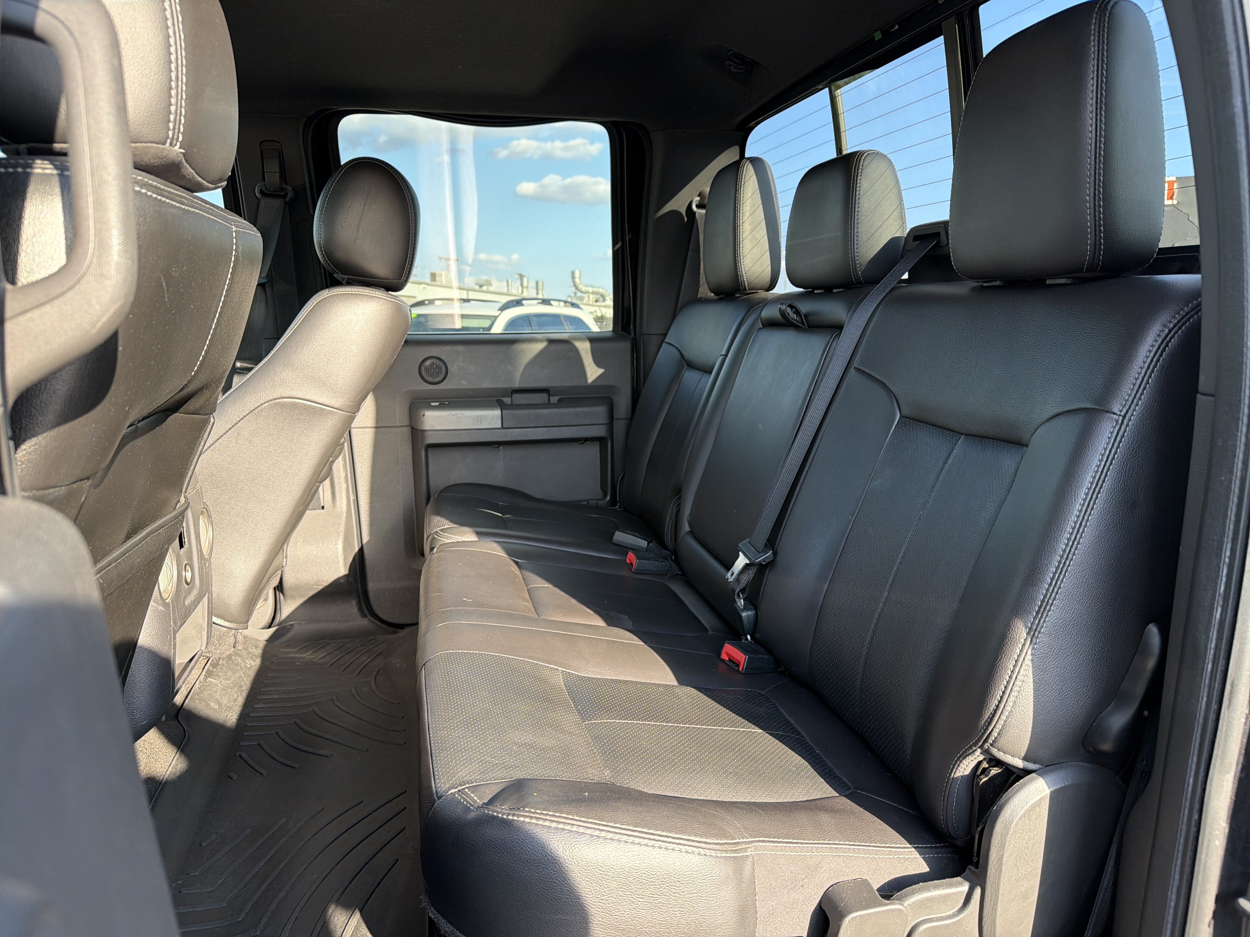 Used 2012 Ford F350 Lariat w/ Lariat Ultimate Pkg AWD/4WD image 21