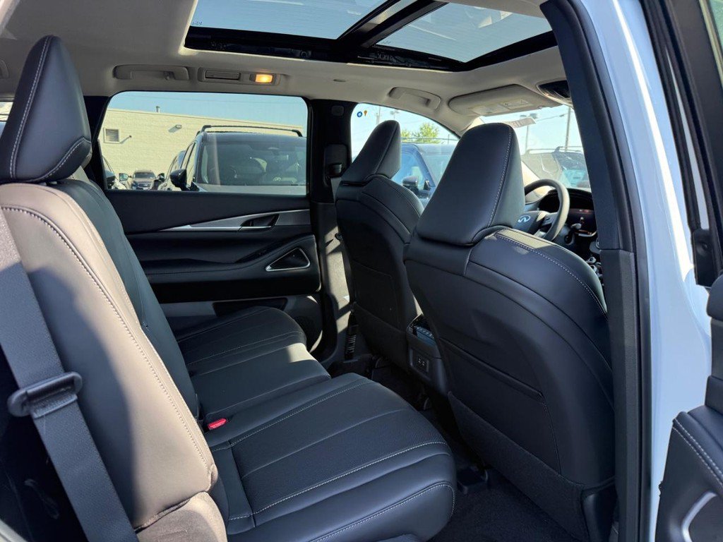 New 2027 INFINITI QX60 Luxe AWD/4WD image 5
