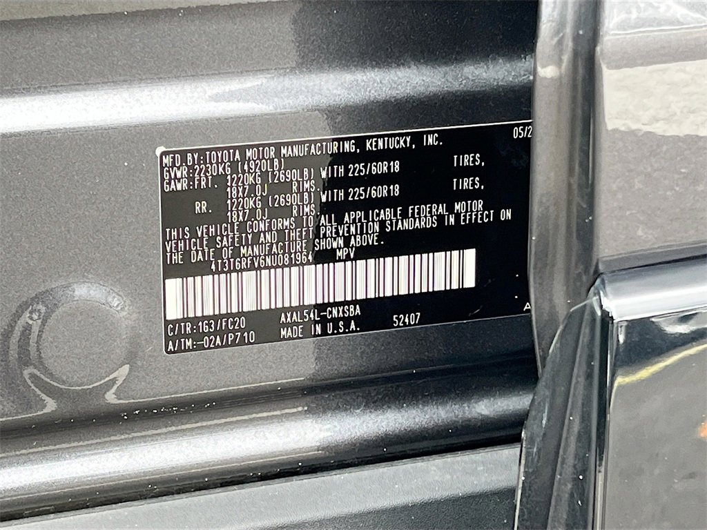 Used 2022 Toyota RAV4 SE image 28