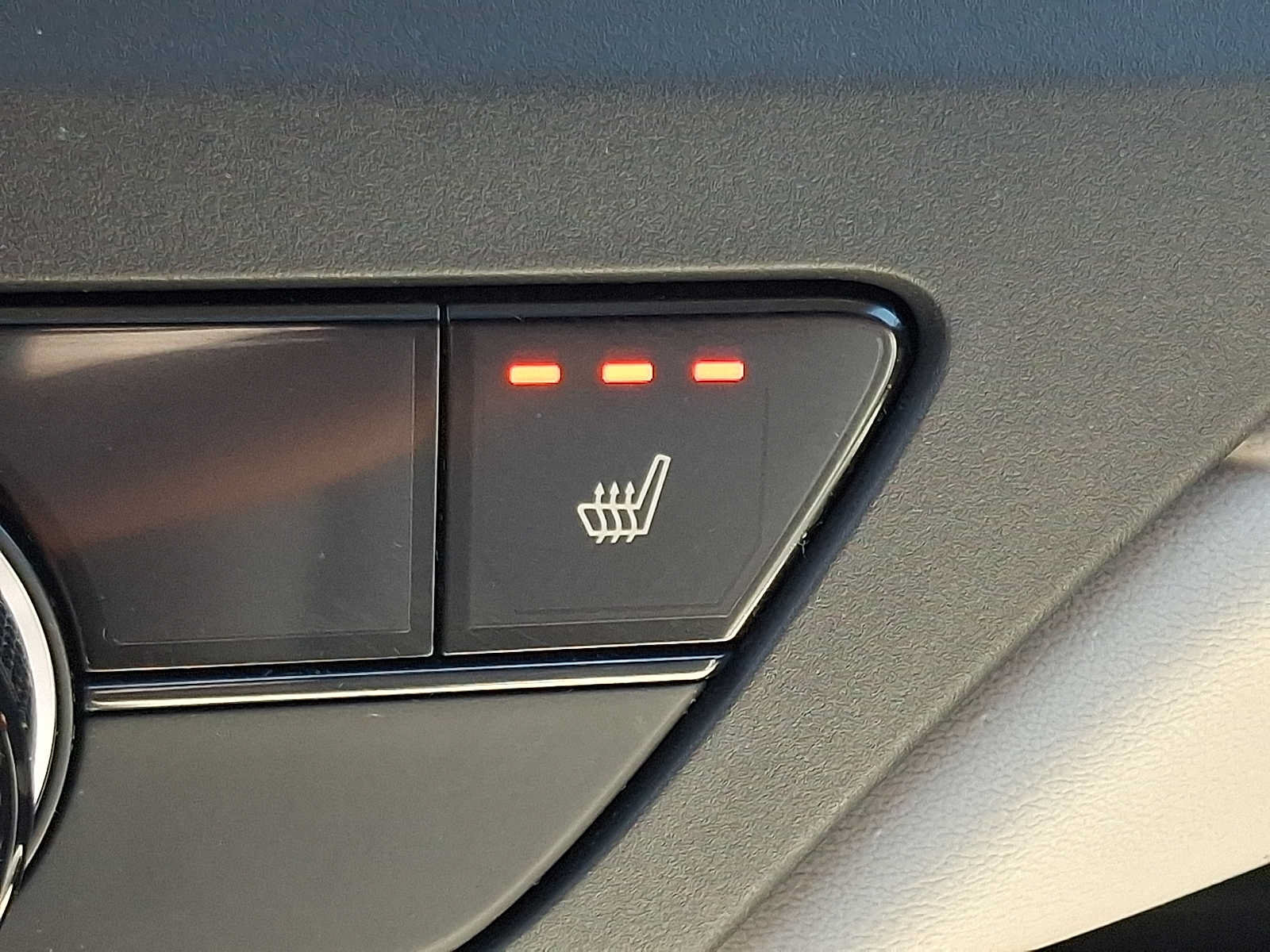Certified 2023 Honda Accord EX image 25