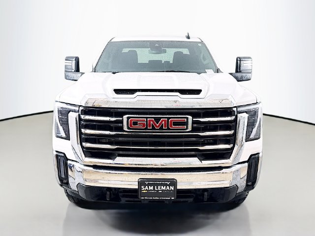 Used 2024 GMC Sierra 3500 SLE w/ SLE Convenience Package AWD/4WD image 2
