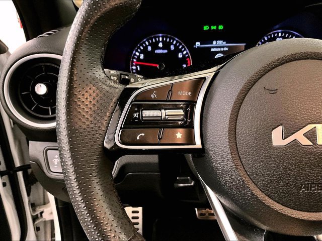 Used 2023 Kia Forte GT-Line w/ GT-Line Technology Package FWD image 17