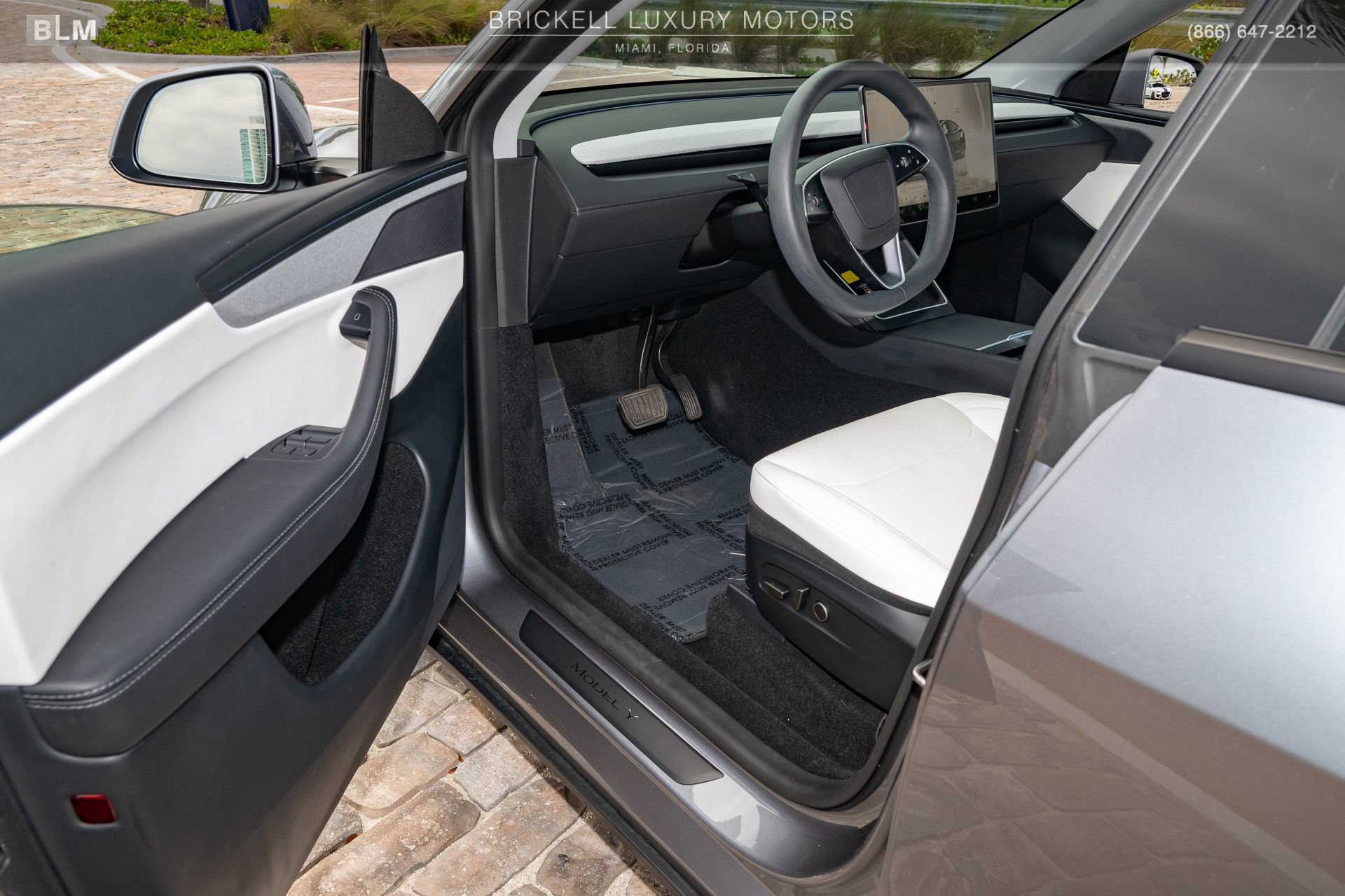 Used 2026 Tesla Model Y Long Range AWD/4WD image 55