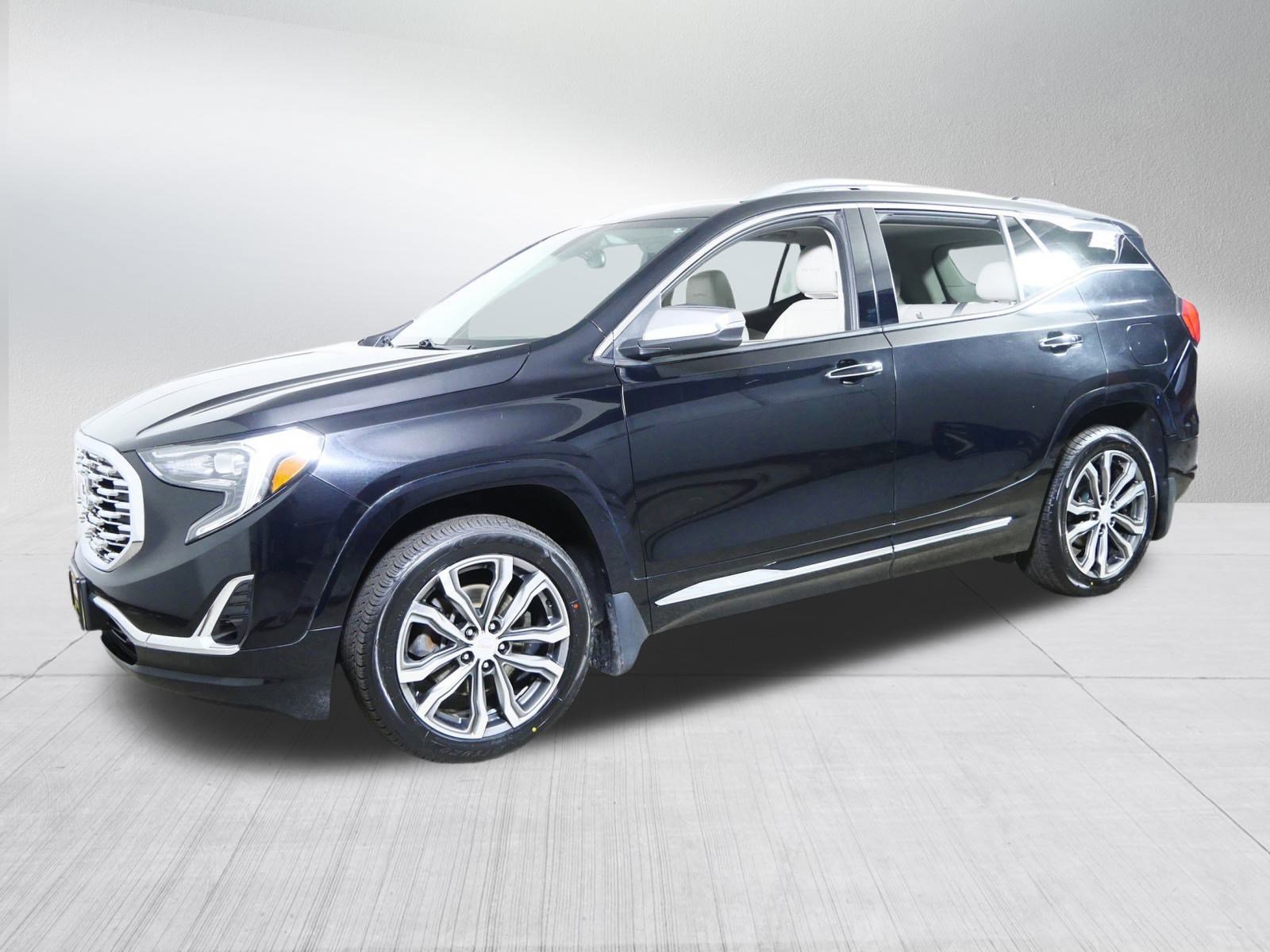 Used 2018 GMC Terrain Denali image 3