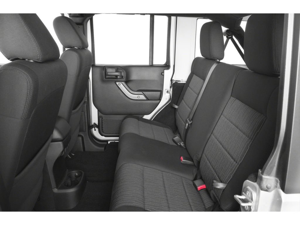 Used 2015 Jeep Wrangler Unlimited Sport w/ Quick Order Package 24S AWD/4WD image 9
