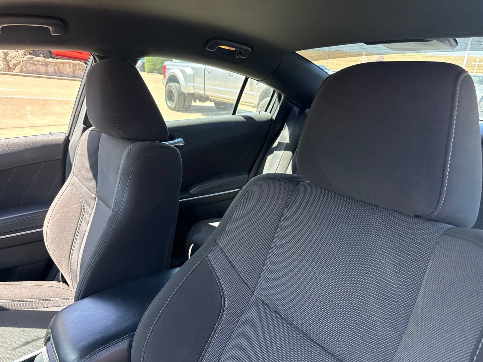 Used 2022 Dodge Charger SXT RWD image 13