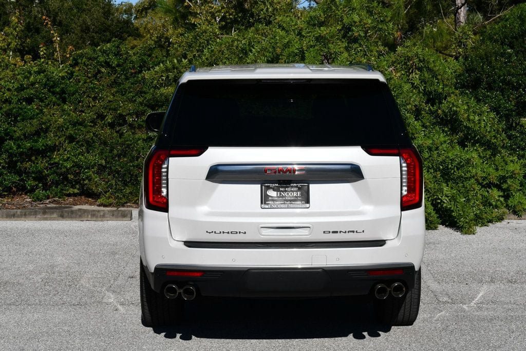 Used 2021 GMC Yukon Denali w/ Denali Premium Package RWD image 5
