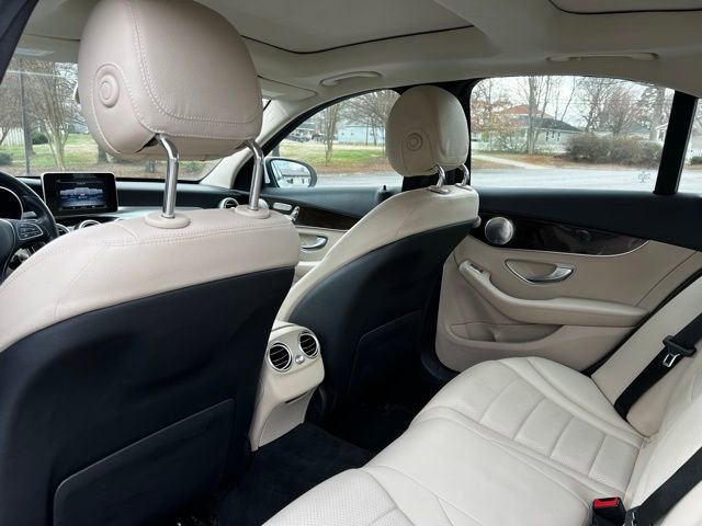 Used 2018 Mercedes-Benz C 300 4MATIC Sedan image 15