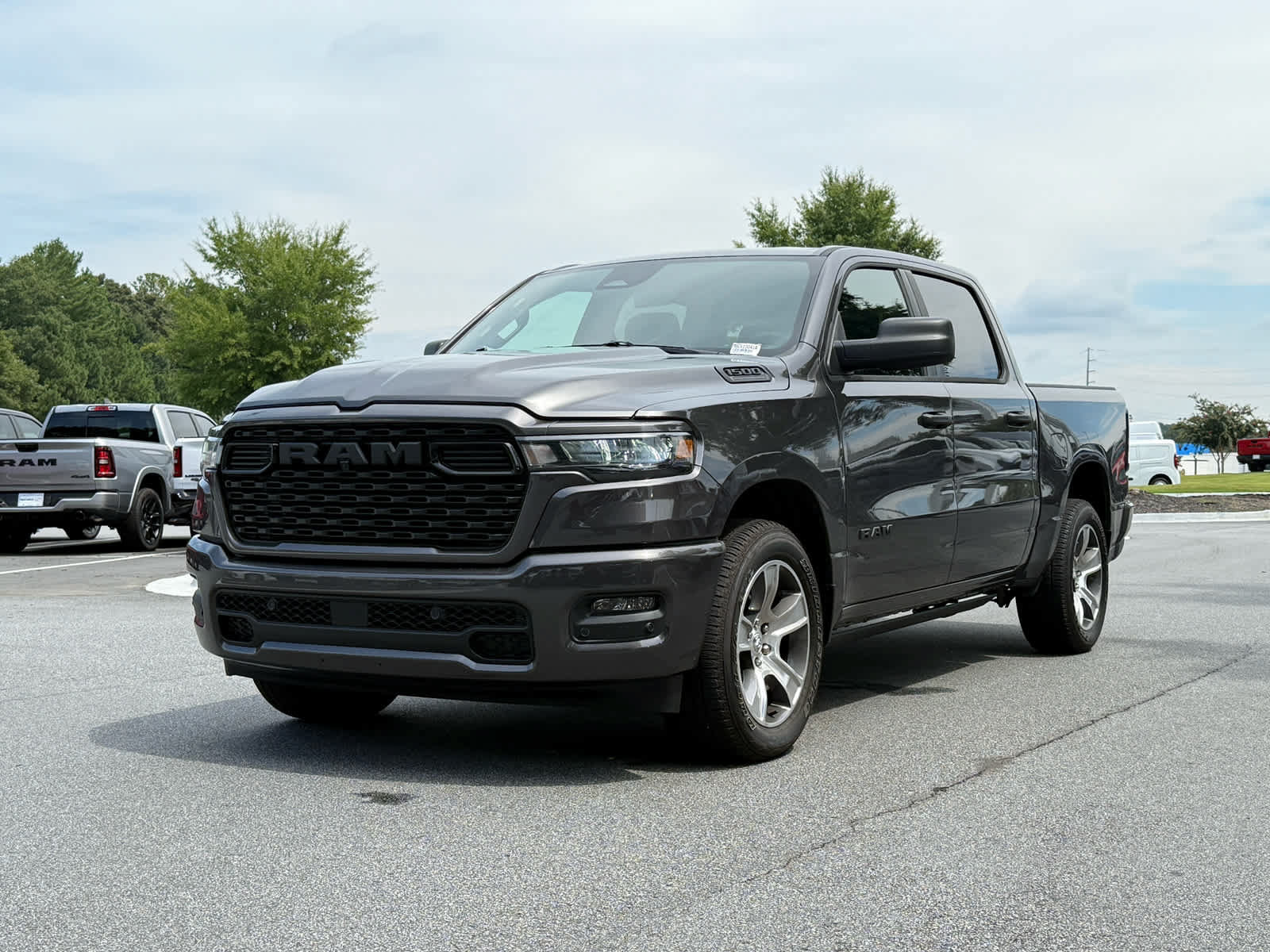 Used 2026 RAM 1500 Express RWD image 1